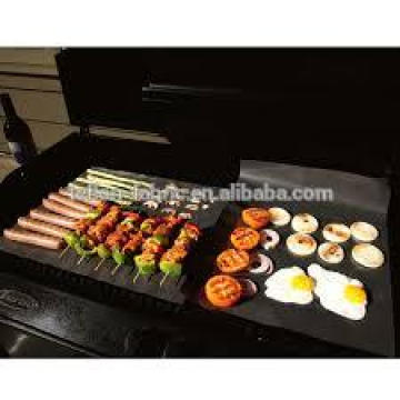 Food grade easy to use non sticky BBQ floor mat BBQ baking liner mat